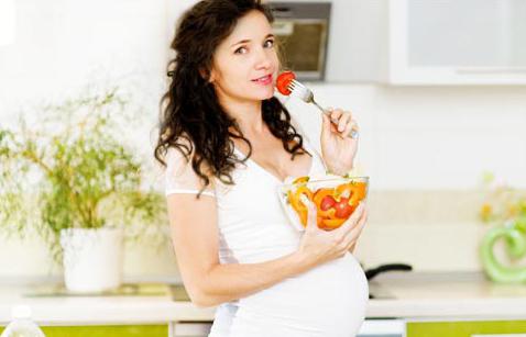 Чем полезны персики для беременных