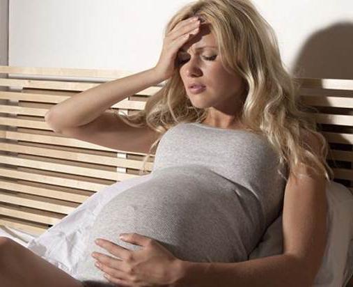 маловодие у беременных причины