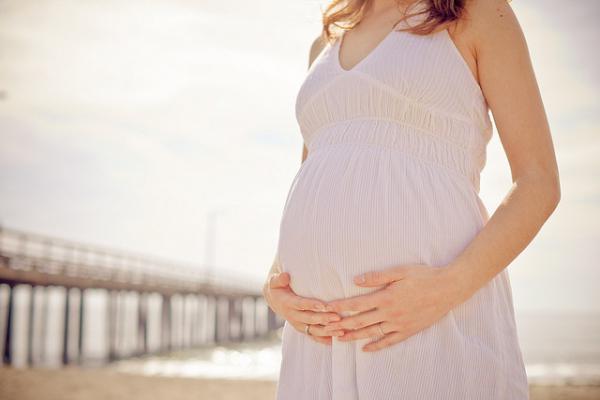 выделения на ранних сроках беременности