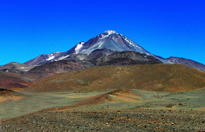 самый большой вулкан в мире в америке