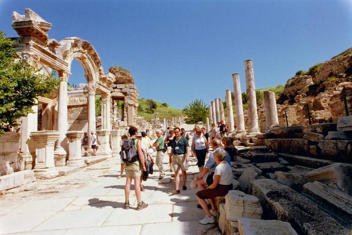 где находится храм артемиды в эфесе