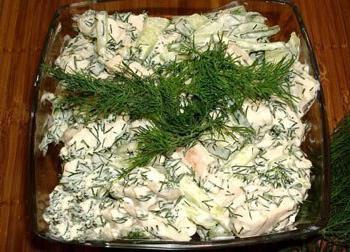 салат курочка ряба с ананасом