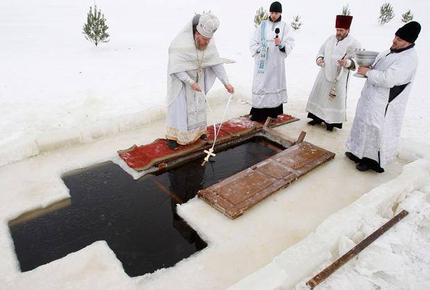 какого числа крещение отмечать