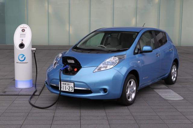 nissan leaf аккумулятор