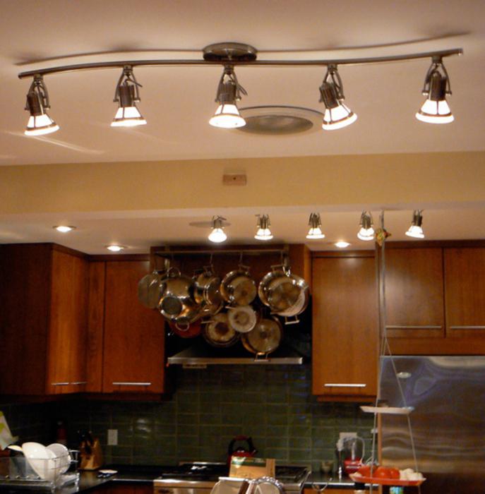 освещение кухонного пространства