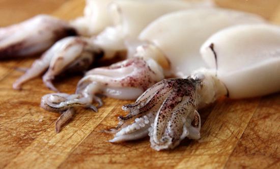 кальмары фаршированные грибами 
