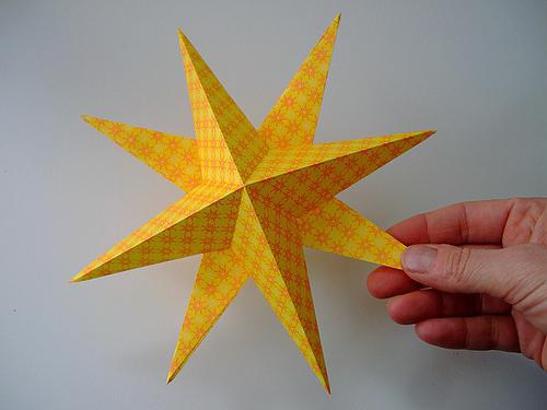 как сделать объемные звездочки из бумаги 