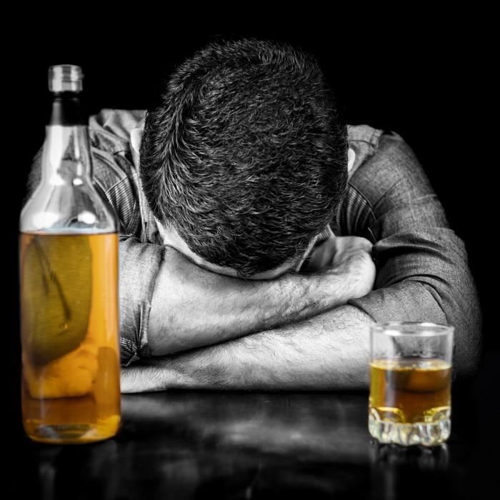 внешние признаки алкоголизма у мужчин