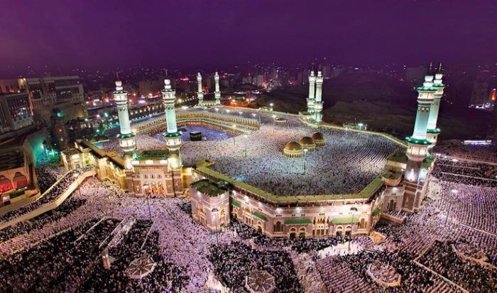 самая большая в мире мечеть где она находится
