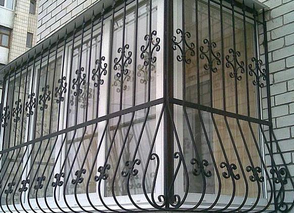кованые решетки на балкон
