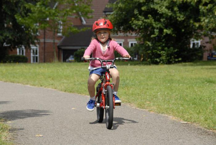 Где научить ребенка кататься на велосипеде