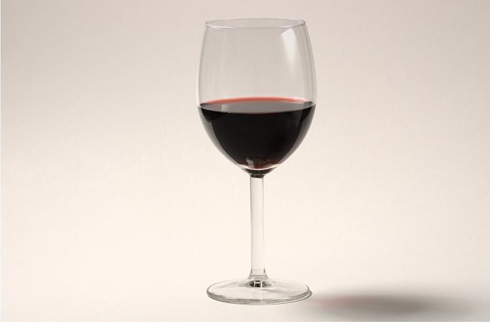 Бокалы для белого и красного вина