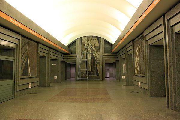 метро улица дыбенко