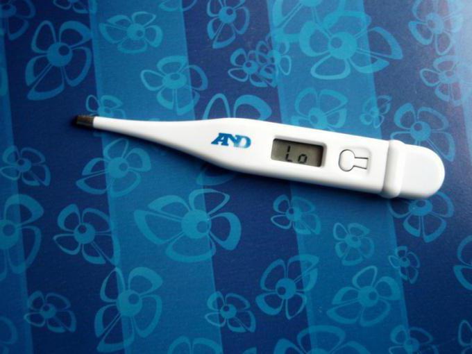как мерить температуру грудничку ртутным градусником 