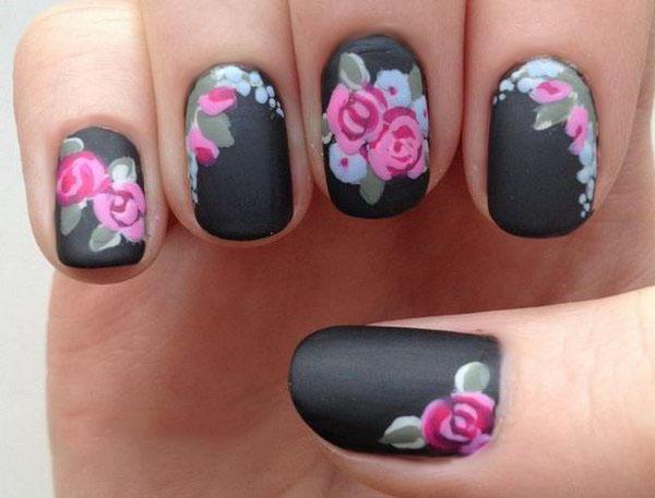 дизайн ногтей черный с цветами