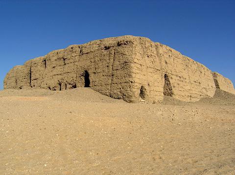 пирамида фараона хеопса была построена