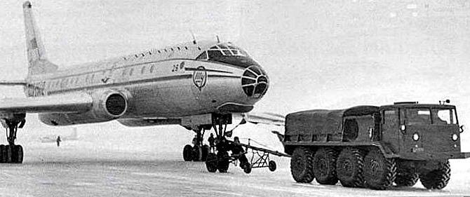 МАЗ-541 аэродромный тягач