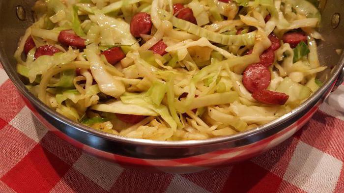 салат капуста колбаса копченая кукуруза