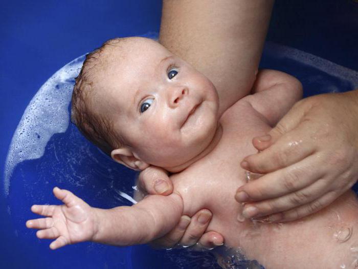 можно ли купать новорожденного ребенка в череде
