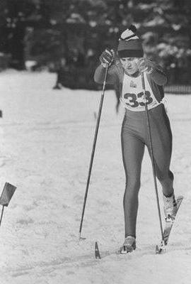 Советская лыжница