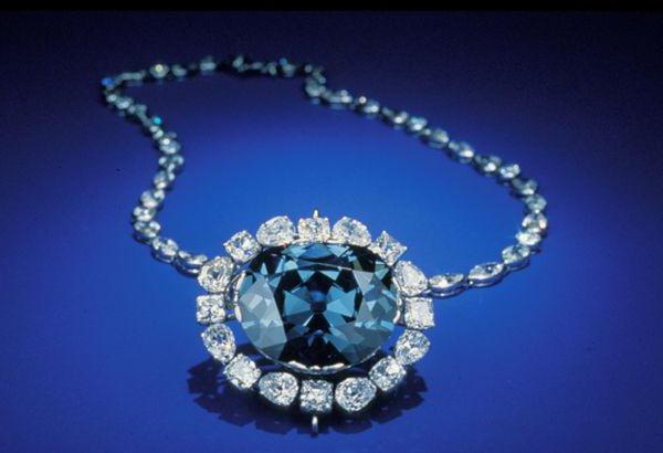 голубые бриллианты и их стоимость