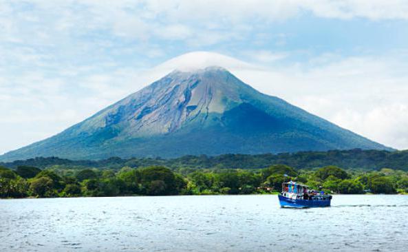 где находится озеро Никарагуа 