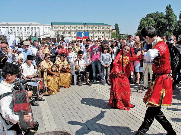 сценарий ко дню единства народов дагестана