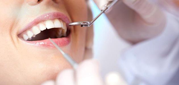 Почему болит зуб после пломбирования: причины и способы оказания помощи