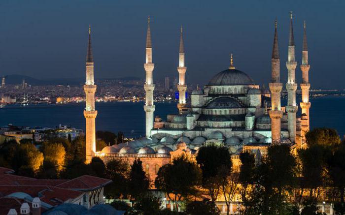 Мече́ть Султанахме́т в Стамбуле