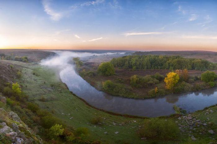 какая река впадает в азовское море название