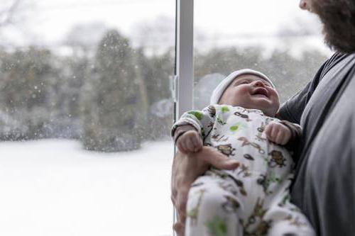 в чем забирать ребенка из роддома зимой