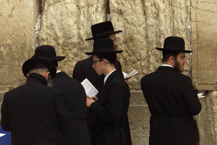 какая религия у евреев в израиле