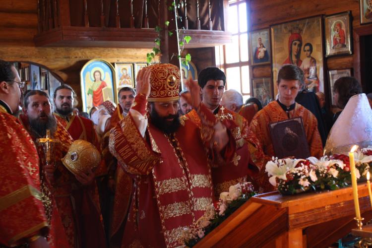 какого числа ходят в церковь на рождество