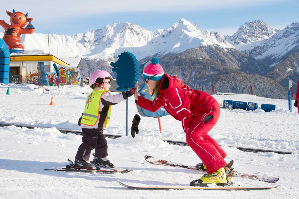 как научить детей кататься на лыжах в детском саду