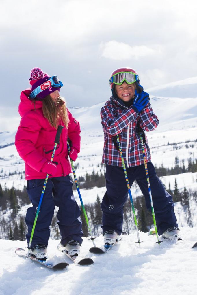 Как научить детей кататься на лыжах первый раз