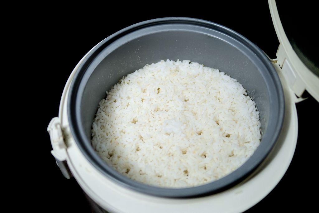 Промывать рис