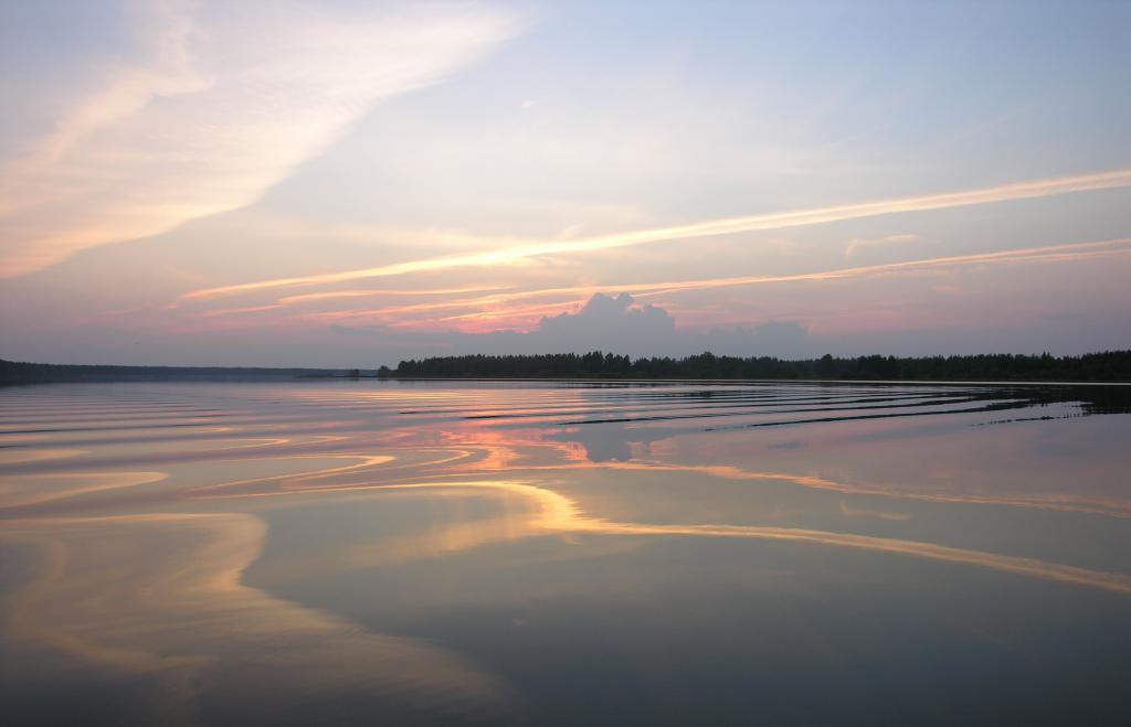 Рыбинское водохранилище Россия