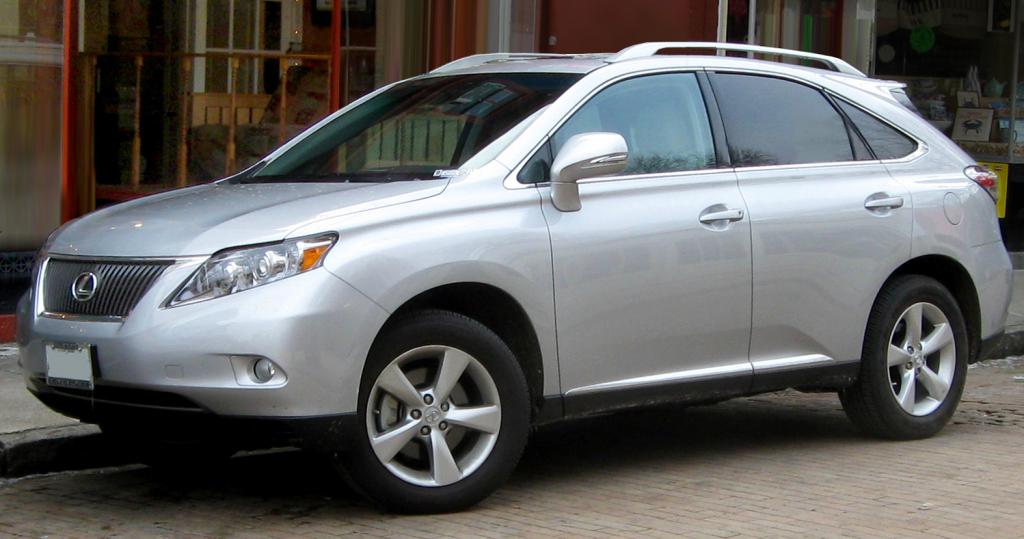 машина lexus rx 270