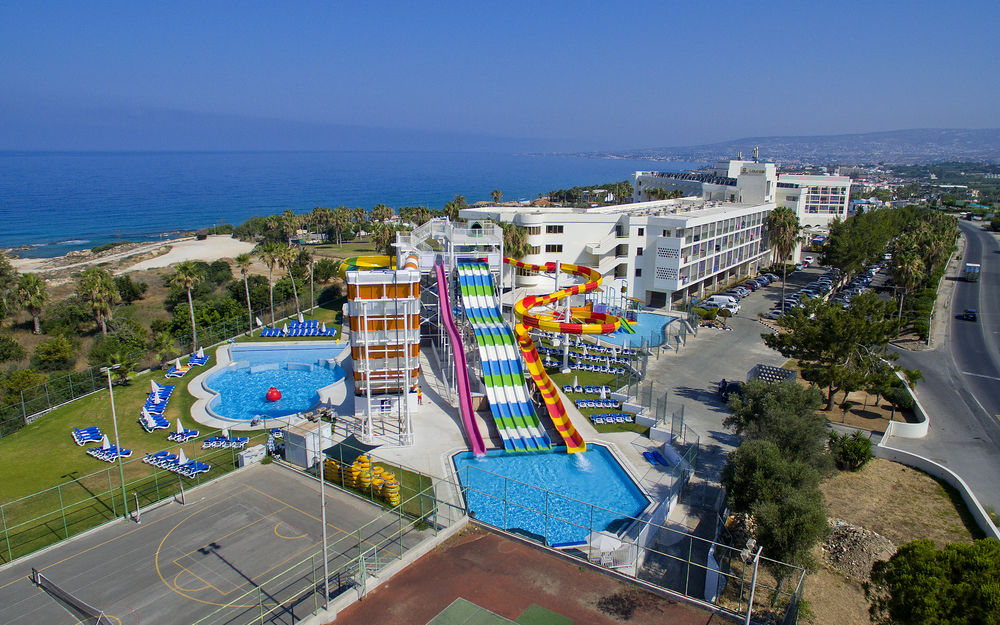 Leonardo Laura Beach & Splash Resort - All Inclusive