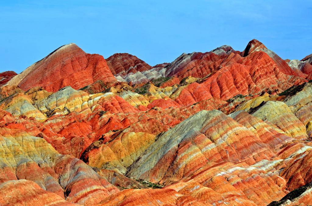 Цветные горы близ Чжанье