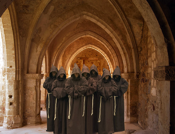 Монахи католической церкви