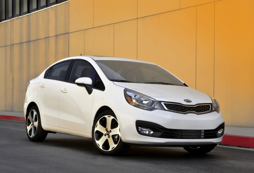 kia rio отзывы владельцев