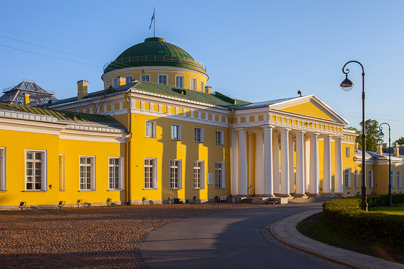 Таврический дворец