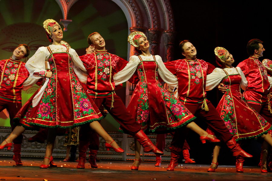 Хороводные пляски
