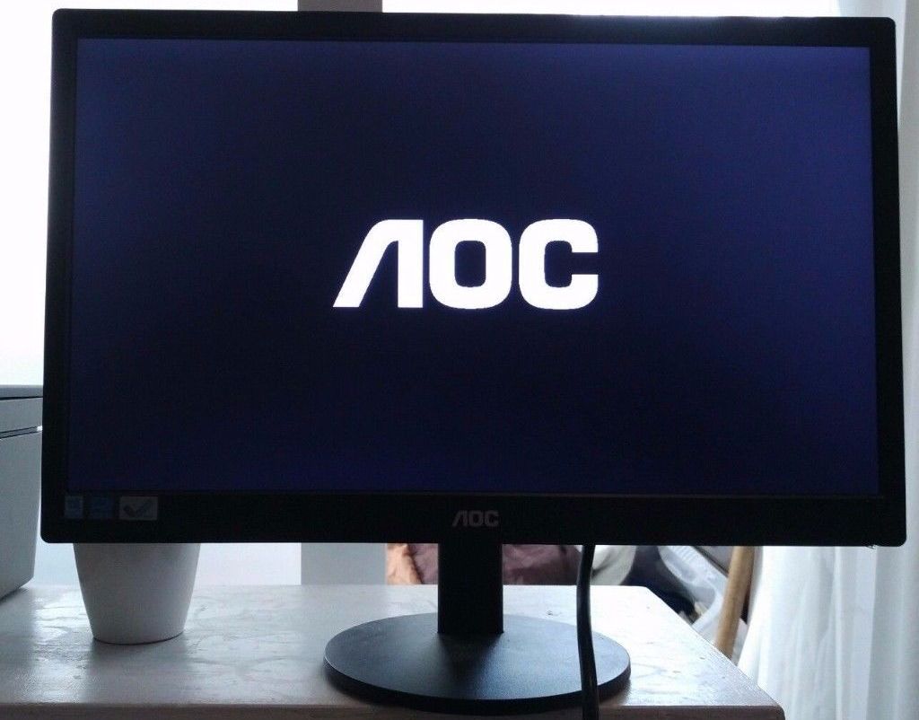 lcd монитор AOC e970Swn