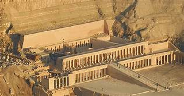Храм в Дейр эль Бахри