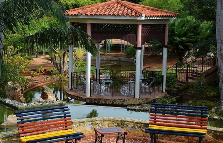 Отель Brisas Caribe