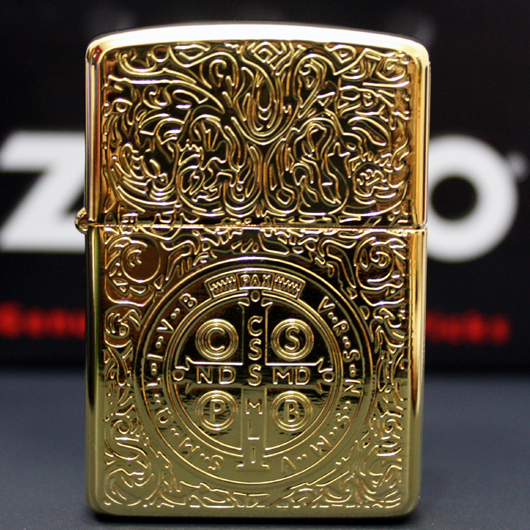 золотая зажигалка zippo