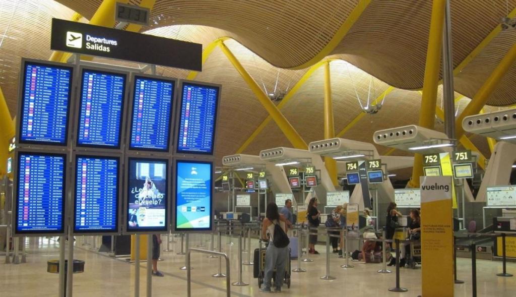 Аэропорт Барахас в Мадриде