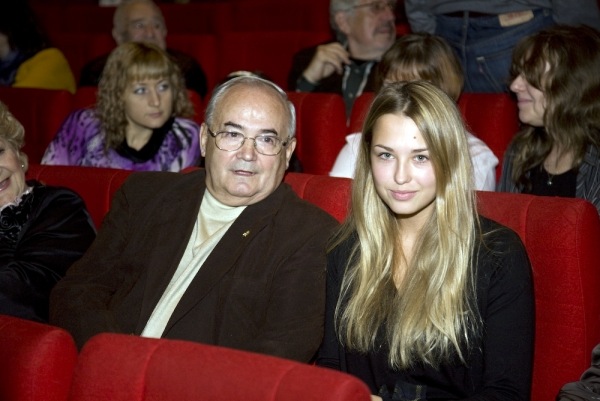 Аглая Шиловская с дедушкой